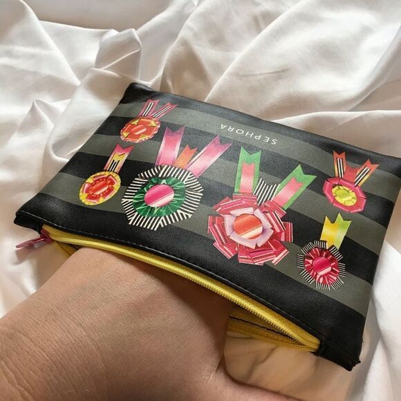 Sephora Makeup Bag Travel Black Yellow Zip Striped Bows NEW - Picture 5 of 5